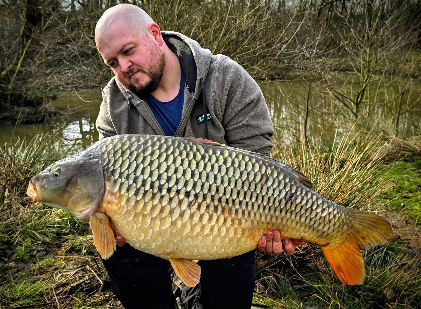 Finishing up with our good friend @forderjames with a superb session at his local private members water!

After breaking his PB last week with the awesome Broken Lin, he had a high benchmark to reach, with only 1 fish currently bigger to catch. 

The full moon worked its magic, along with a heady combination of our C.K.O. & T.H.C. Baits, to bring the beautiful “Pam” (named after our Nigel’s late mum) to the net for the first time since her stocking, at a very respectable 36lb 8oz, and makes both a new PB and lake record! 

As is often the way, a good session can convert into a great session, the next fish to grace his net was the old lady of the lake, “2 Tone” at 33lb on the nose!

These two fat ladies were backed up by a a superb mirror of 29lb and a 25lb Common!

What a superb session, massive congratulations on the new PB and lake record James!

👉 https://vortexbaits.com 👈 

#carpfishing #ukcarp #carpfishinguk #commoncarp #vortexbaitsofficial