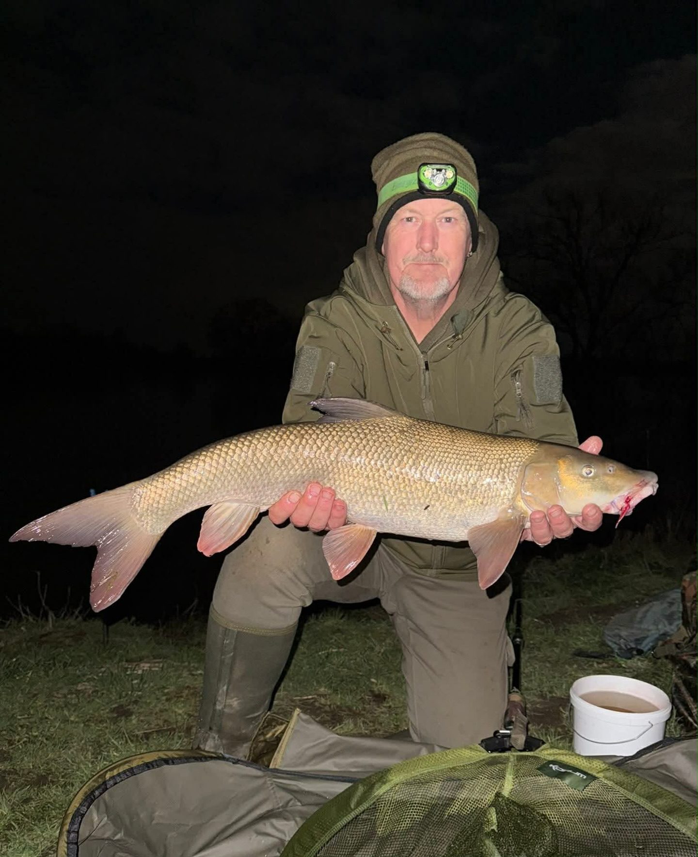 Our very good friend @nickincefishing took his pal Koiman Andy along to the A1 Pits stretch of the Trent for a bit of a social, and more importantly - to get him his first Barbel!

Needless to say, the mission was a success, 3 bites resulting in 3 belters! The mighty Dark C.K.O. Barrels, fished in doubles doing the trick!

Well done Andy!

👉 https://vortexbaits.com 👈 

#vortexbaitsofficial  #teamvortex #hydroshrimp  #furterpellet  #rivertrent