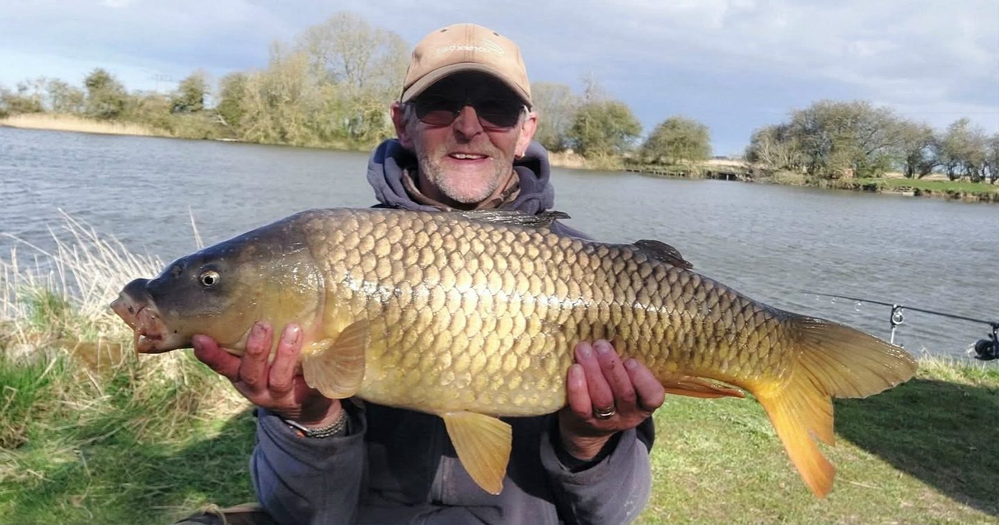 Happy Sunday all! The suns shining, just getting the troops ready to go and watch a football game. 

We’ve a cracking lineup of reports, kicking off with Stephen Dolby and a lovely Fulstow Common!

This corker took a fancy to a well placed C.K.O. Boilie. 

Nicely done Steve!

👉 https://vortexbaits.com 👈 

#carpfishing #ukcarp #carpfishinguk #commoncarp #vortexbaitsofficial