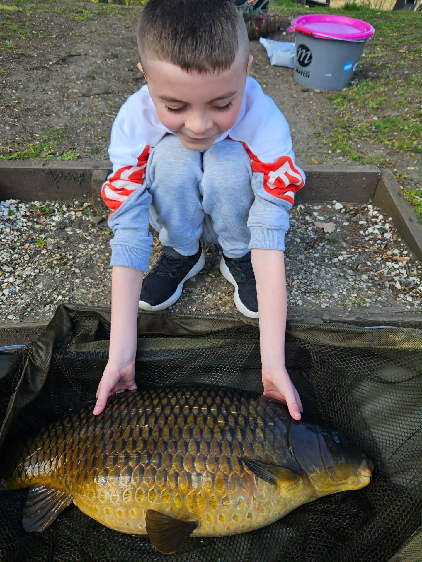 Good friend @mossmanricky and his son had a great session recently, with carp galore!

Our 8mm Hydroshrimp Cranberry Shellfish Boosted Hook Pellets doing the business!

Well done lads!

👉 https://vortexbaits.com 👈 

#carpfishing #ukcarp #carpfishinguk #commoncarp #vortexbaitsofficial