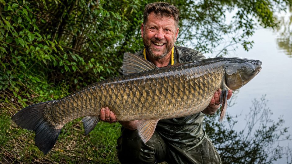 Next up with an absolute submarine is customer Steve Stores!

A superb brace of carp, both Grass and Common took a fancy to our most carefully crafted of Hookbaits, the Boosted Cocoon Specials, in this case the amazing Hydroshrimp Cranberry Shellfish! 

The common took the scales round to 36lb, whilst the previously un caught Grass Carp knocked the needle all the way to a colossal 44lb!

Massive congratulations Steve!

👉 https://vortexbaits.com 👈  #carpfishing #ukcarp #carpfishinguk #commoncarp #vortexbaitsofficial