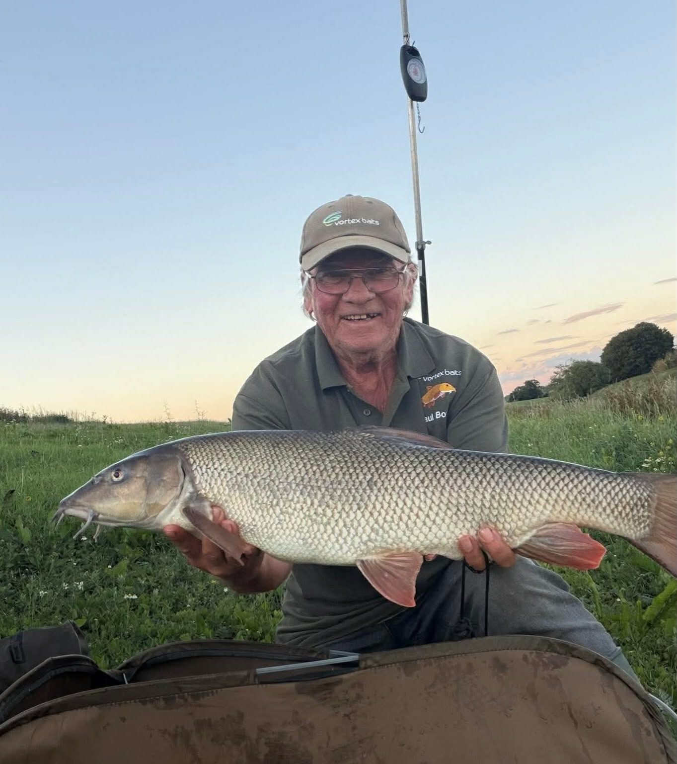 Our man Paul Bowen made a solid opening bat for the season with a couple of sessions out at Collingham!

The smaller of the 2 fish weighing 8lb took a fancy to our Frankfurter Spice & Red Salmon Boosted Hook Pellets, whilst the larger one, 11lb 8oz couldn’t resist our B.P.T. Range!

Superb Paul!

👉 https://vortexbaits.com 👈 

#vortexbaitsofficial  #teamvortex #hydroshrimp  #furterpellet  #rivertrent