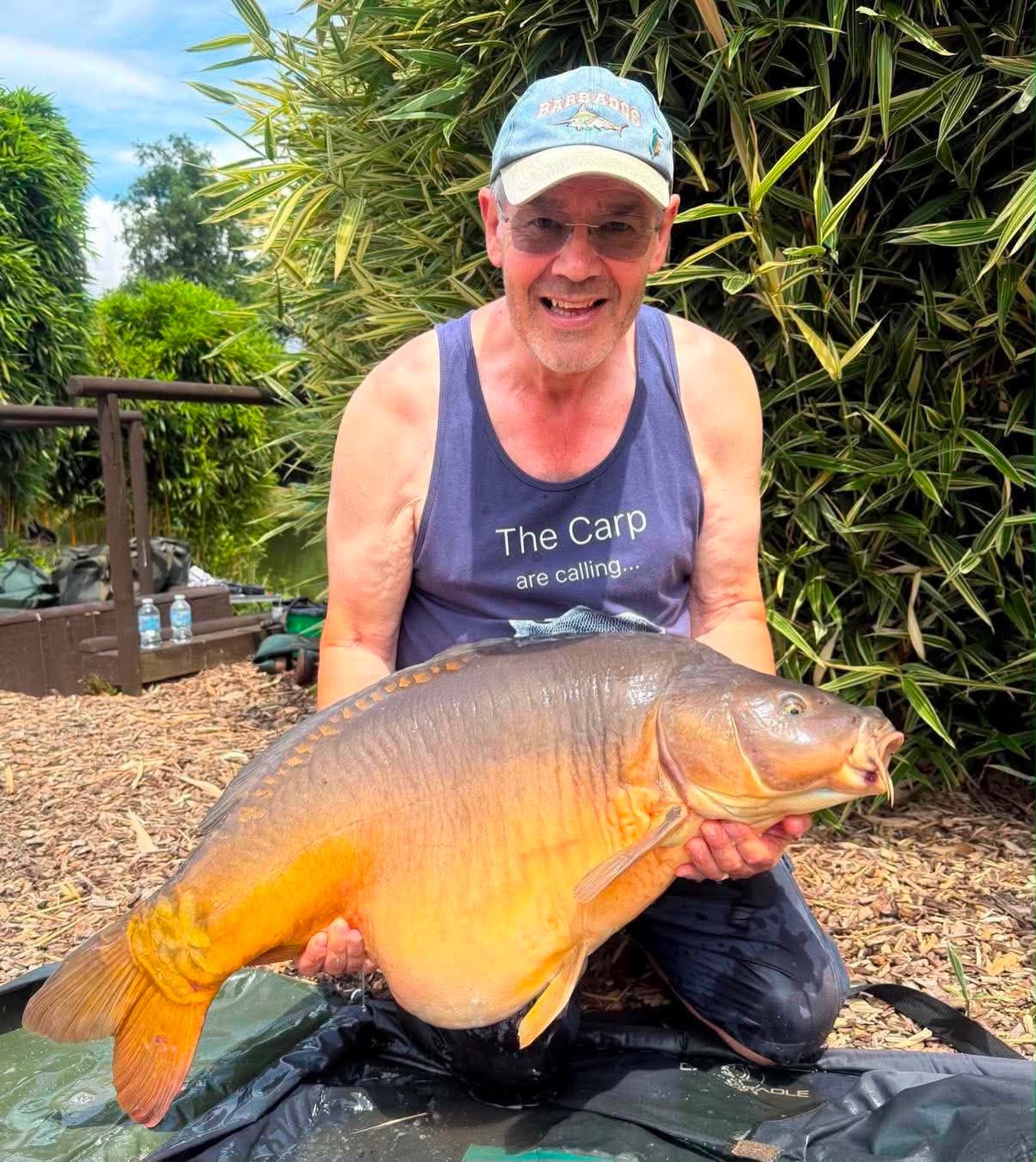 Ooh la la! Our good friend David Naylor sent us in this absolute unit of a French carp!

This being his first French fish too, and what a benchmark he’s set now, as this C.K.O. muncher took the scales round to 54lb 12oz!

What a result David, Magnifique!

#carpfishing #ukcarp #carpfishinguk #vortexbaitsofficial #instafish