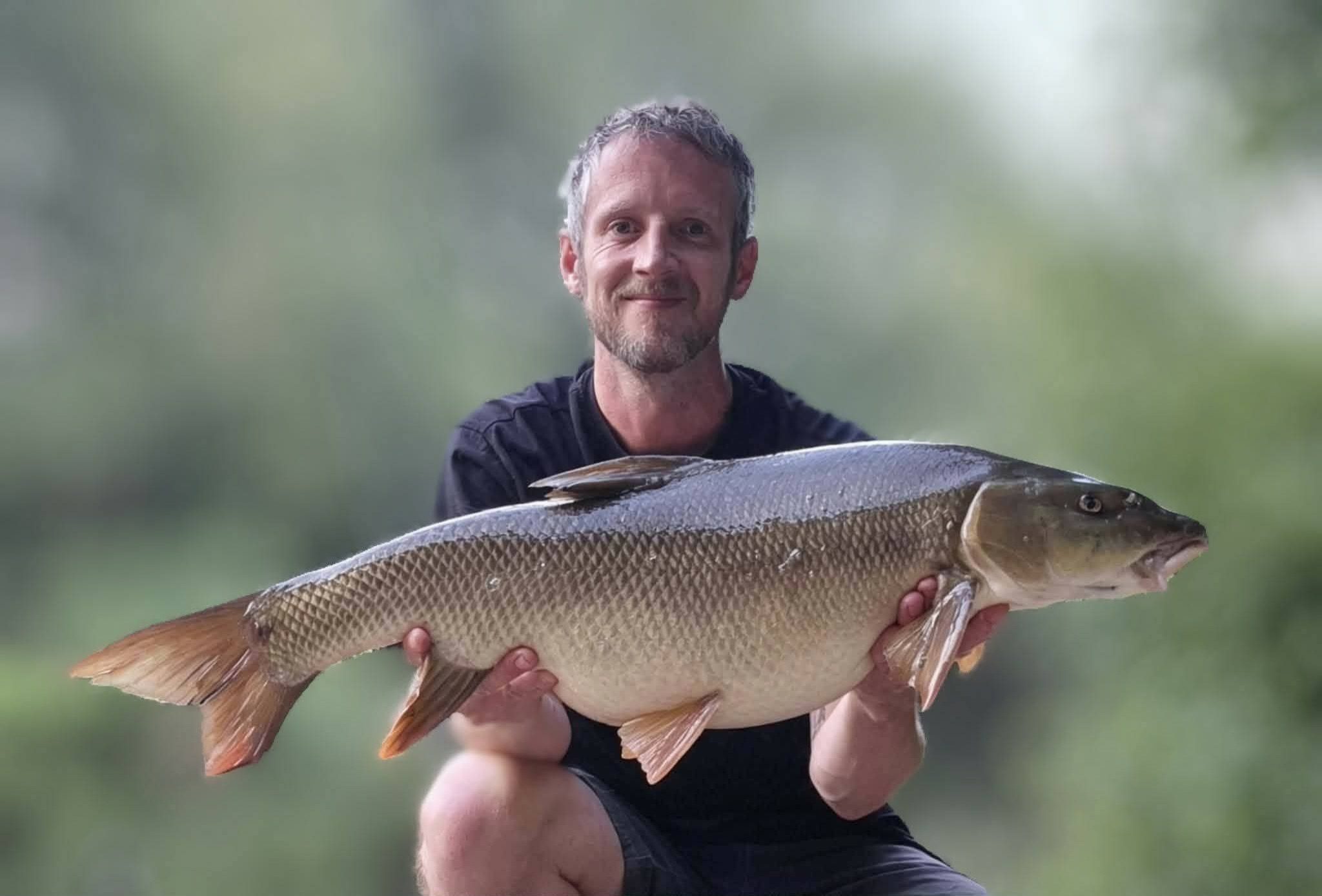 Now just have a look at the girth of this one!!

Our good mate @andy_and_ezra_go_fishing landed this absolute unit of a Severn Barbel recently, we can’t get over the dimensions of this!

Having had a chat with the local bailiff, they agreed that it looked like this one had not spawned, either way she’s a thick old girl, taking a fancy to the mighty Insecto-Morph!

What a fish Andy!

#vortexbaitsofficial #riversevern #barbelfishing #angler #fishingislife