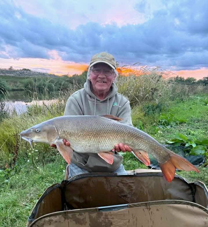 Taking the penultimate spot is one of my good mates Paul Bowen.  Now this is a chap that always views his cup of life as at least half full, he puts a heck of an effort into his fishing, so to finally see him lift a new PB really is wonderful!

Paul makes the journey from the East Coast to Collingham as often as he can, and has seen some truly wild conditions this season. 

This bevy of barbel all falling to Frankfurter Spice & Red Salmon or Banana, Pineapple & Turmeric, the new PB of 16lb 4oz being a banana munching machine!

Massive congratulations Paul!

#vortexbaitsofficial #rivertrent #barbelfishing #angler #fishingislife
